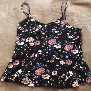 Low rise Flowered Shirt.